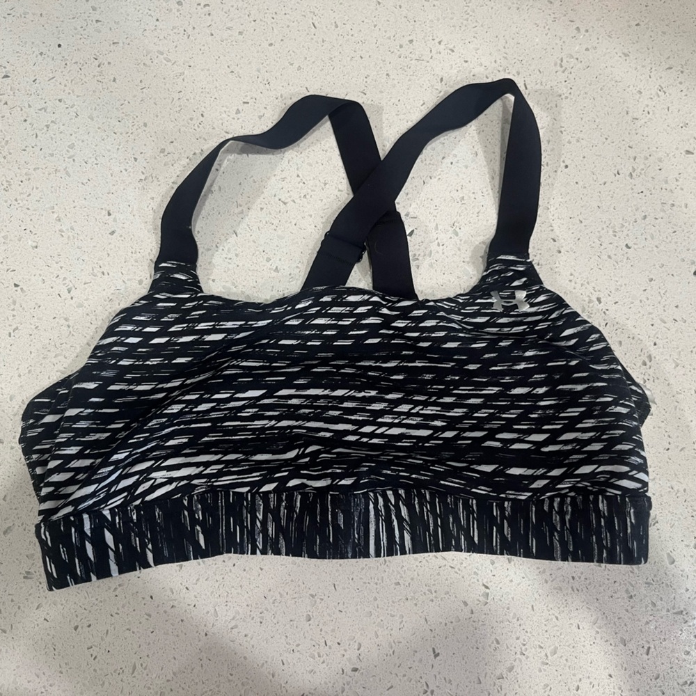 Black and White Patterned Sports Bra